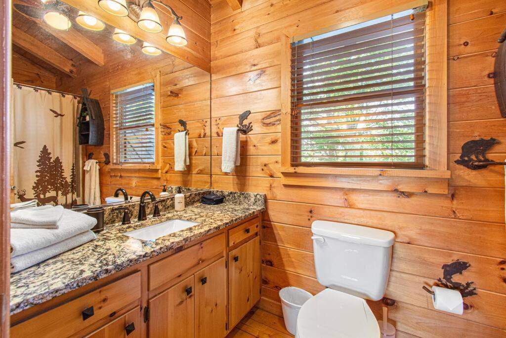 Cherry Log Summit Cabin By Bk Stays - Family Friendly - Playground - Game Room - Jacuzzi - Amazing Mountain Views 外观 照片