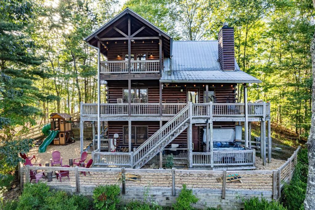 Cherry Log Summit Cabin By Bk Stays - Family Friendly - Playground - Game Room - Jacuzzi - Amazing Mountain Views 外观 照片