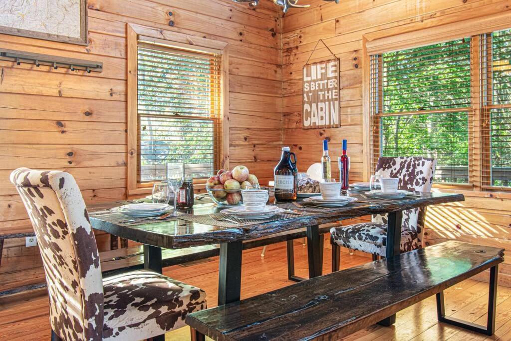 Cherry Log Summit Cabin By Bk Stays - Family Friendly - Playground - Game Room - Jacuzzi - Amazing Mountain Views 外观 照片