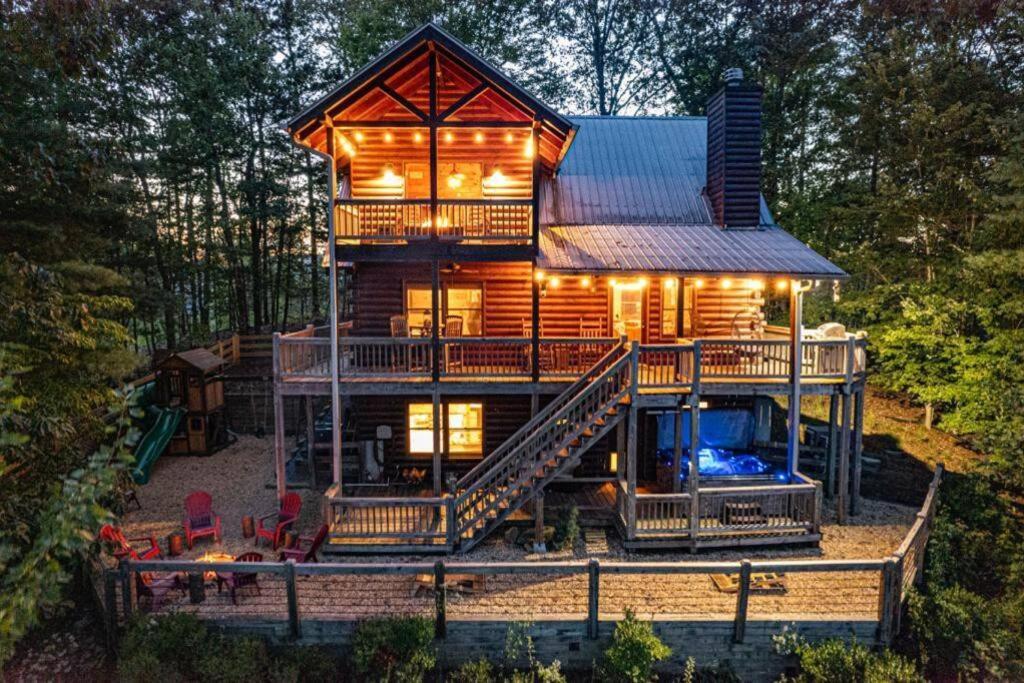 Cherry Log Summit Cabin By Bk Stays - Family Friendly - Playground - Game Room - Jacuzzi - Amazing Mountain Views 外观 照片